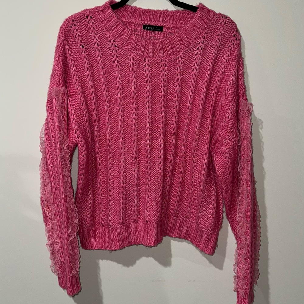 Boutique Pink Knit Sweater with Lace detail on sleeves